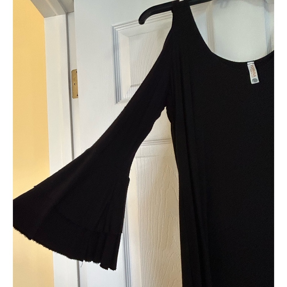Cold Shoulder Black Long Sleeve Dress - Picture 3 of 4